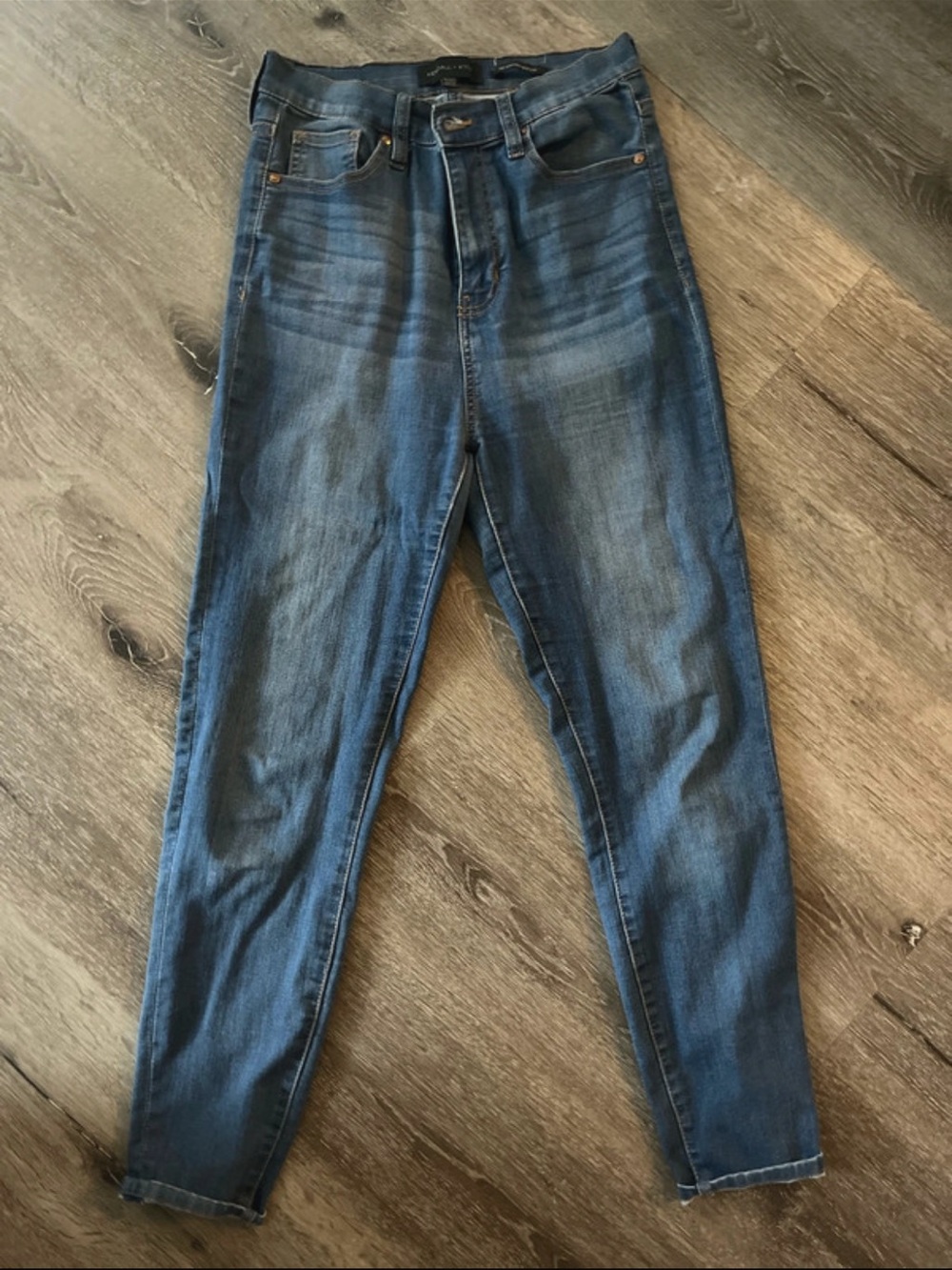 Kendall & Kylie Skinny Jeans